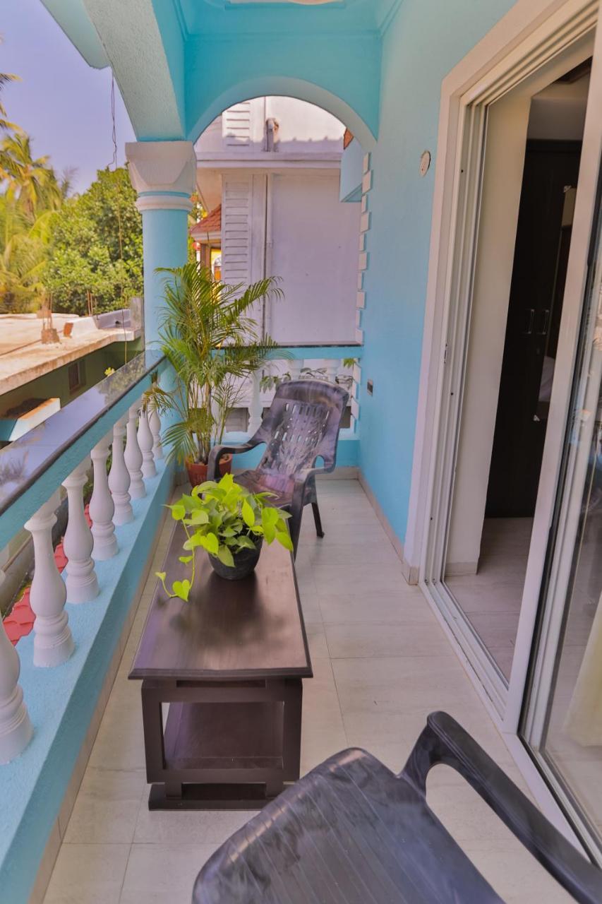 Pinnacle Blue By The Beach Calangute Exterior photo